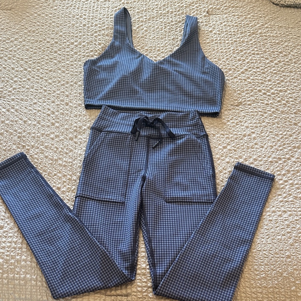 OFFLINE by Aerie Leggings and Sports Bra